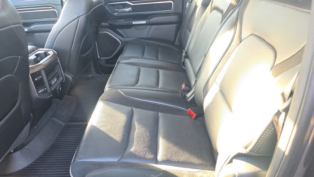 Used 2021 RAM 1500 Laramie AWD/4WD image 14