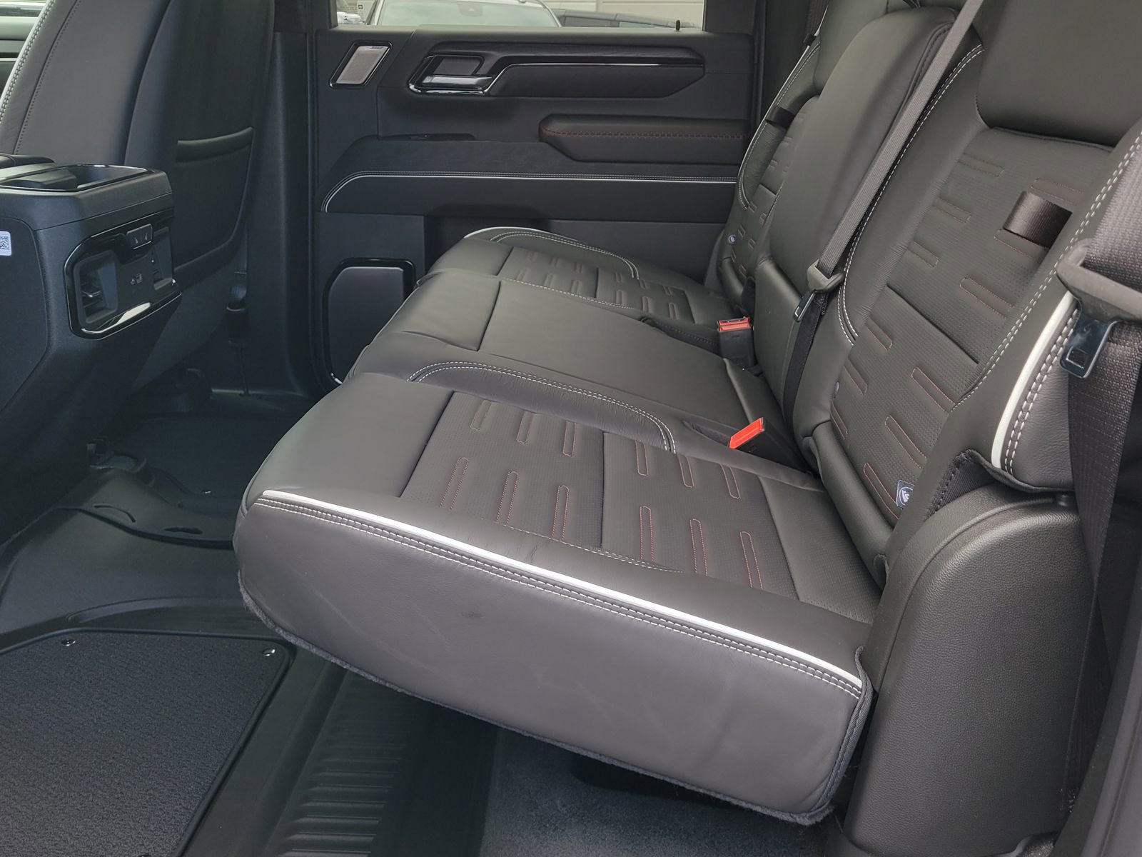 New 2026 GMC Sierra 2500 AT4X AWD/4WD image 10