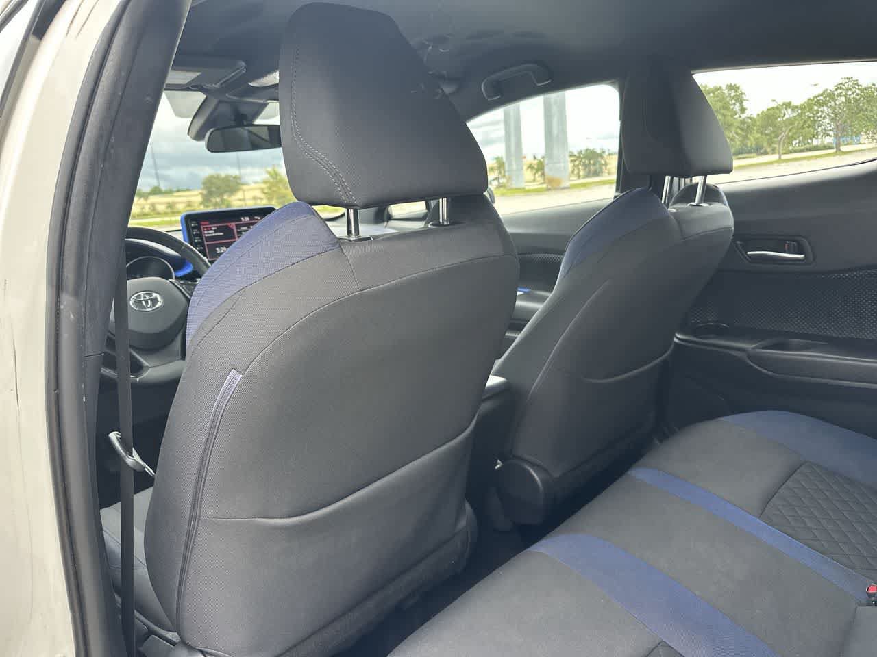 Used 2021 Toyota C-HR XLE FWD image 18