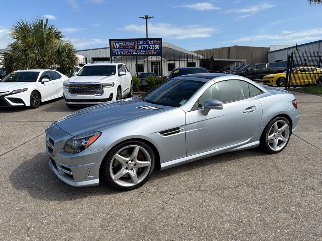 Used 2016 Mercedes-Benz SLK 350 image 2