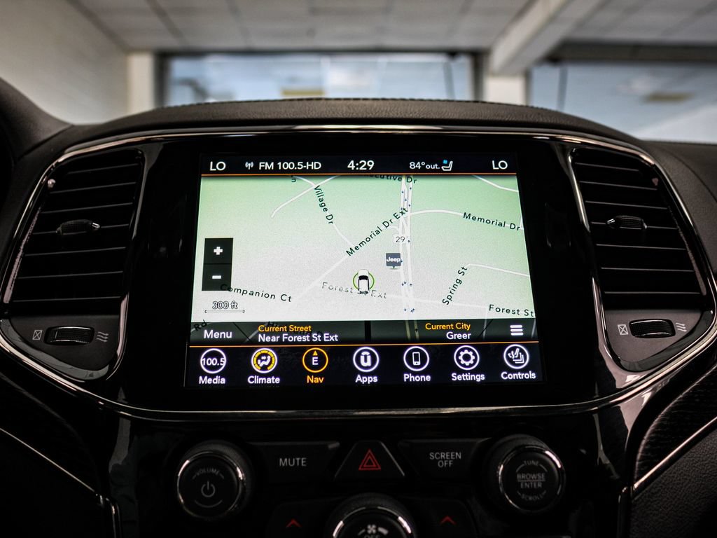 Used 2020 Jeep Grand Cherokee High Altitude AWD/4WD image 16