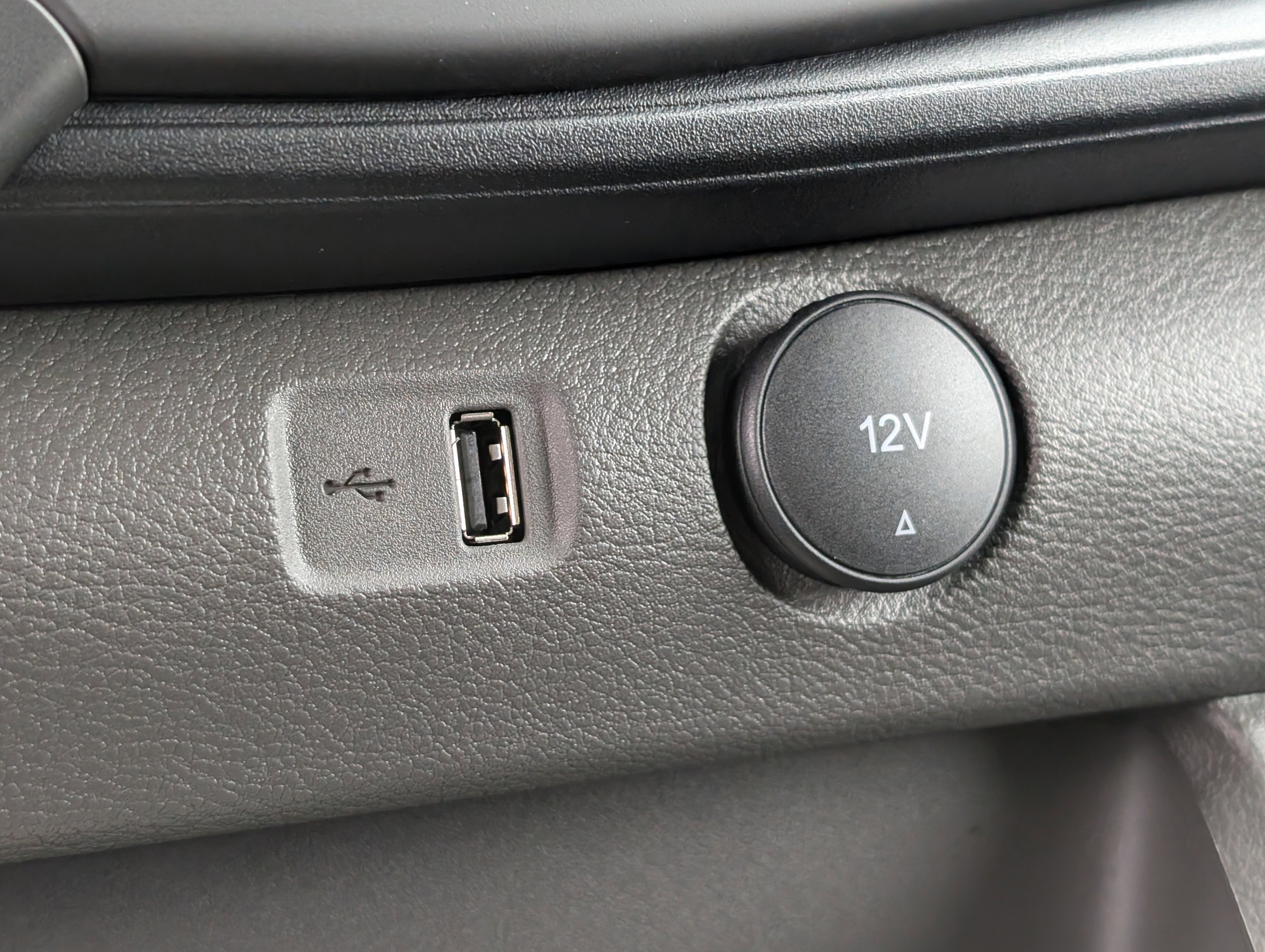 New 2025 Ford Transit 150 XL w/ Load Area Protection Package image 17