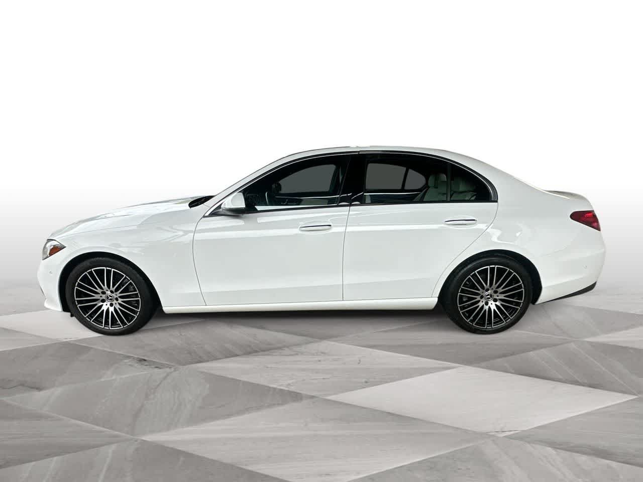 Used 2024 Mercedes-Benz C 300 Sedan image 5