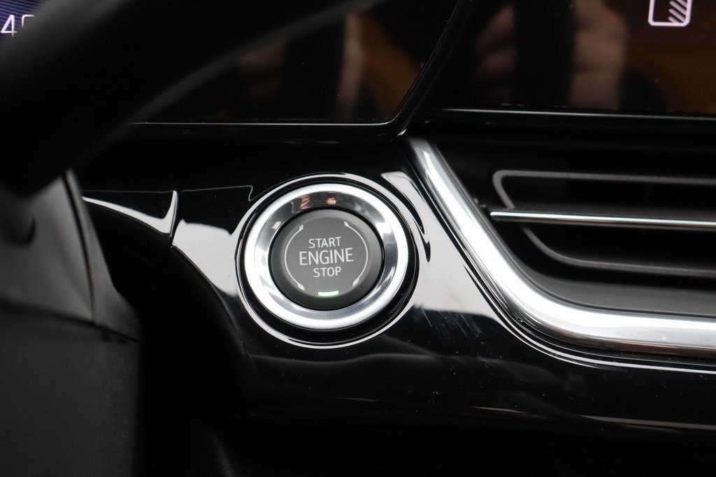 New 2026 Chevrolet Trax RS w/ Sunroof Package image 13