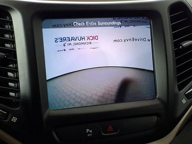 Used 2015 Jeep Cherokee Limited image 22