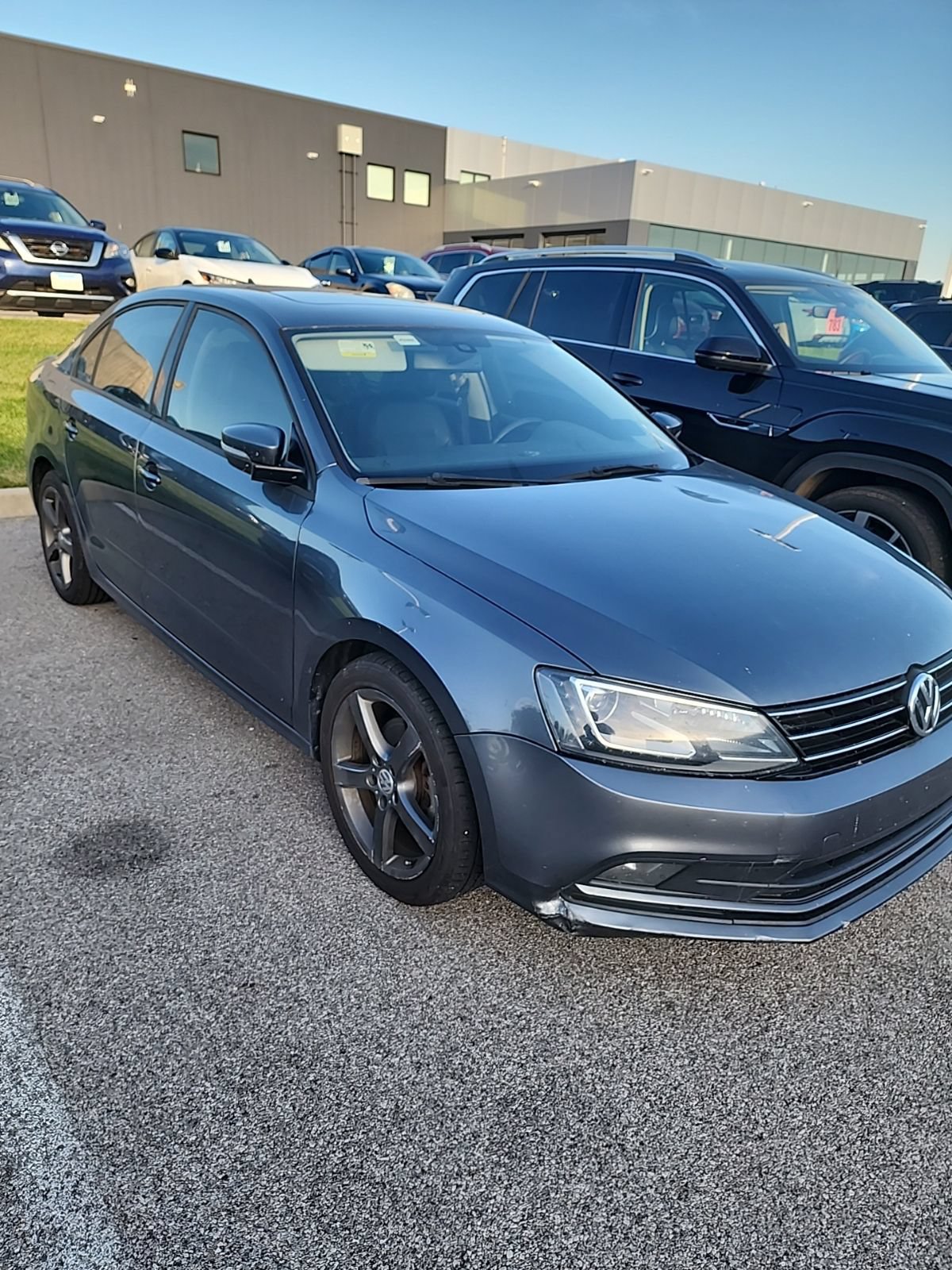 Used 2015 Volkswagen Jetta TDI SEL FWD image 3