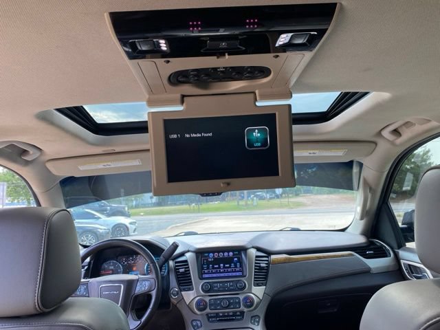 Used 2017 GMC Yukon Denali w/ Open Road Package AWD/4WD image 20