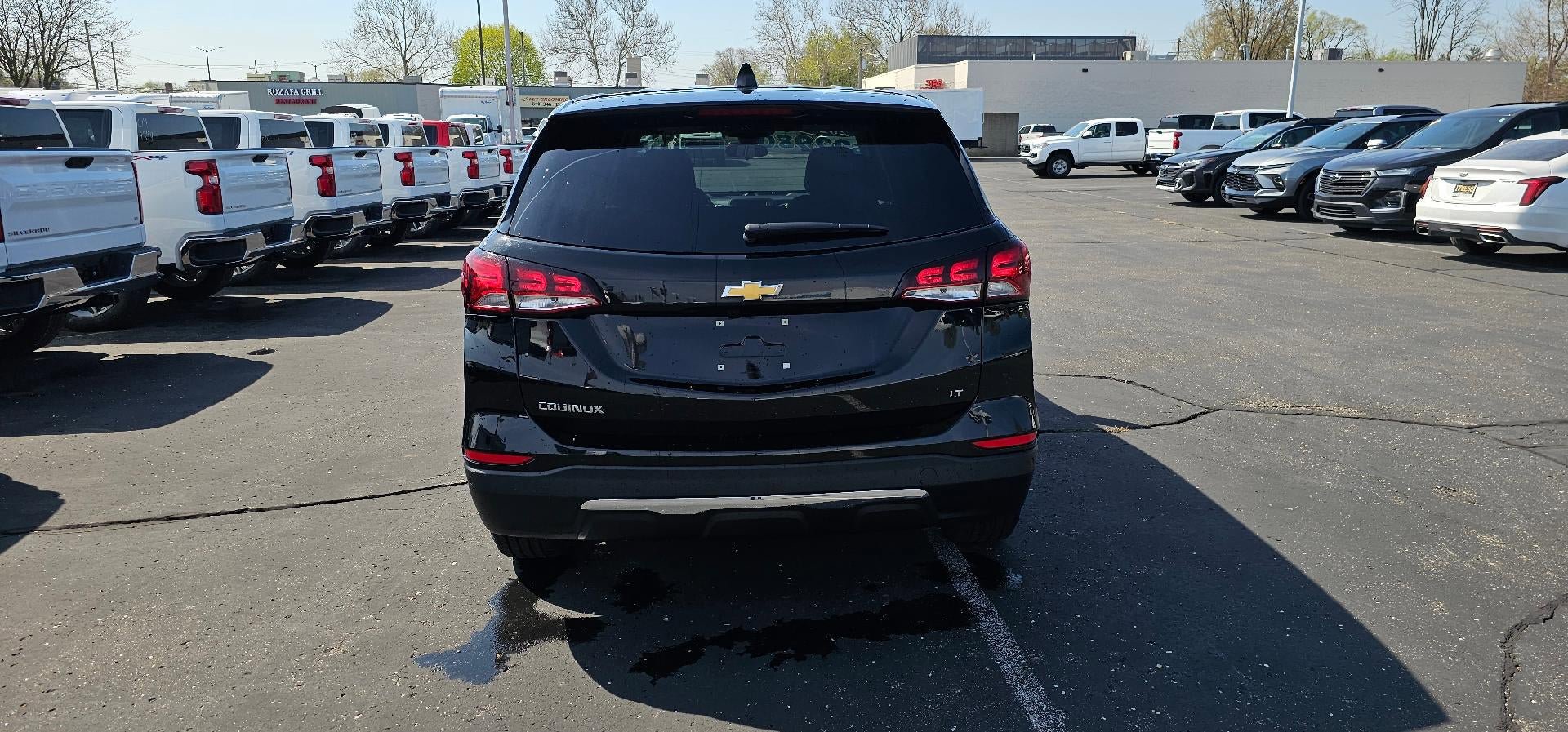 Used 2024 Chevrolet Equinox LT w/ LPO, Floor Liner Package FWD image 6