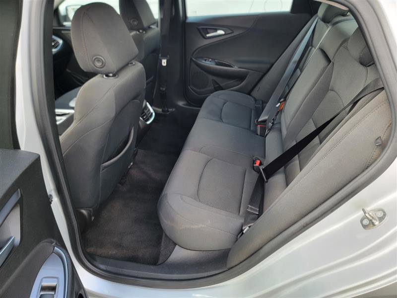 Used 2017 Chevrolet Malibu LT w/ Driver Confidence Package image 13