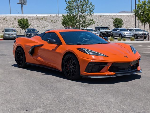 Used 2022 Chevrolet Corvette Stingray Premium Conv w/ Z51 Performance Package RWD image 3