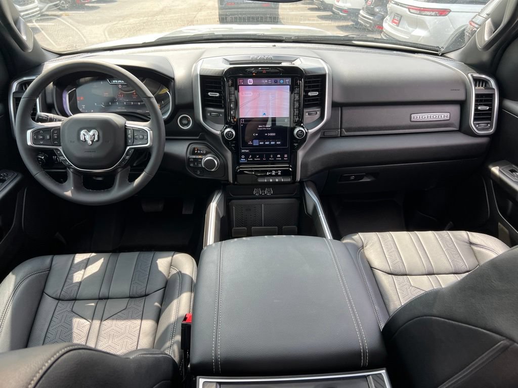 Used 2025 RAM 1500 Big Horn AWD/4WD image 32