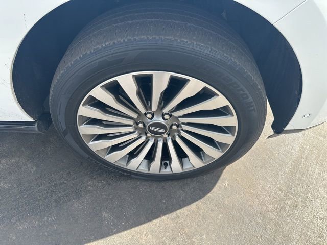 Used 2021 Lincoln Navigator L Reserve w/ Luxury Package image 22