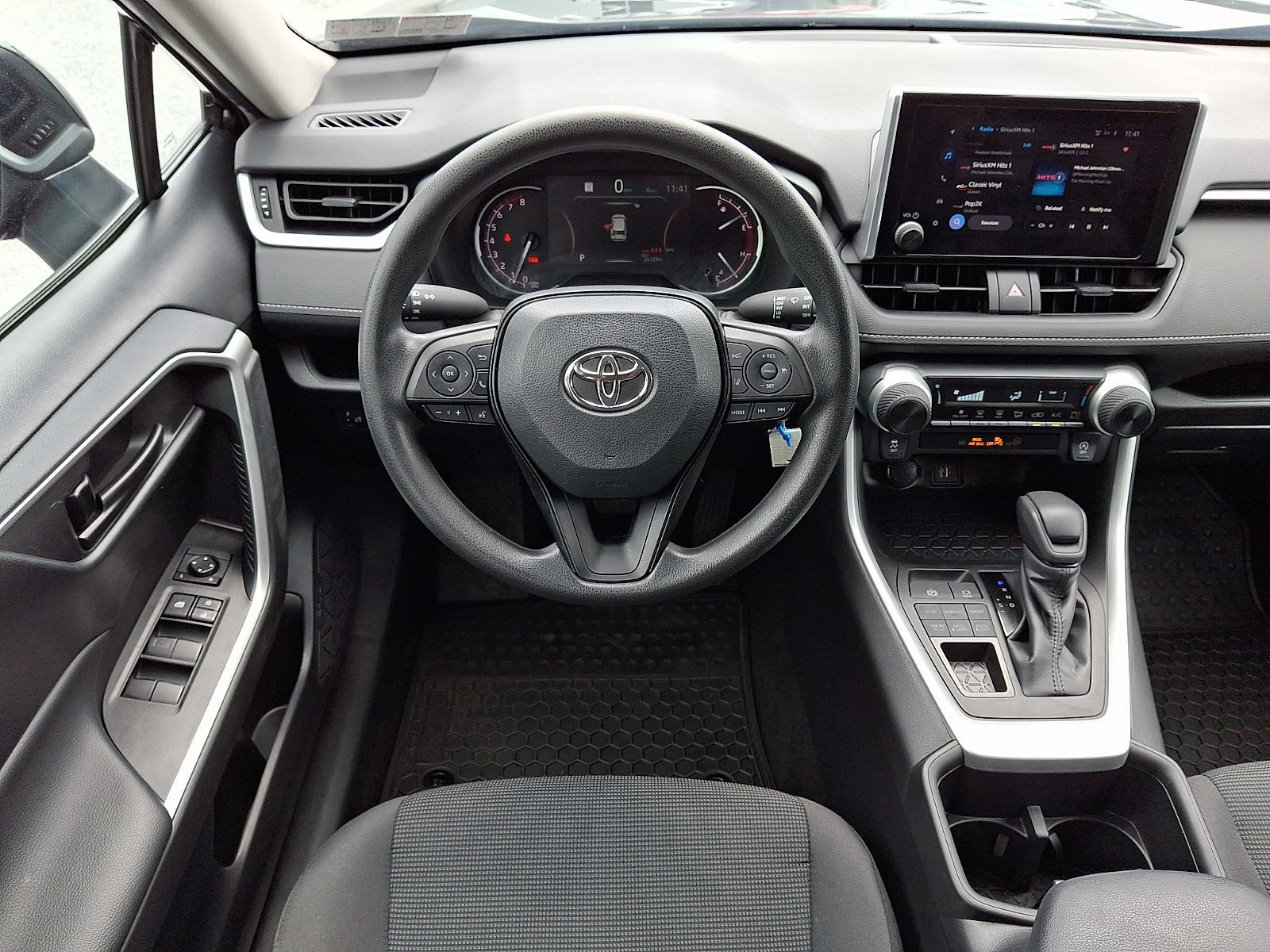 Used 2023 Toyota RAV4 LE AWD/4WD image 13