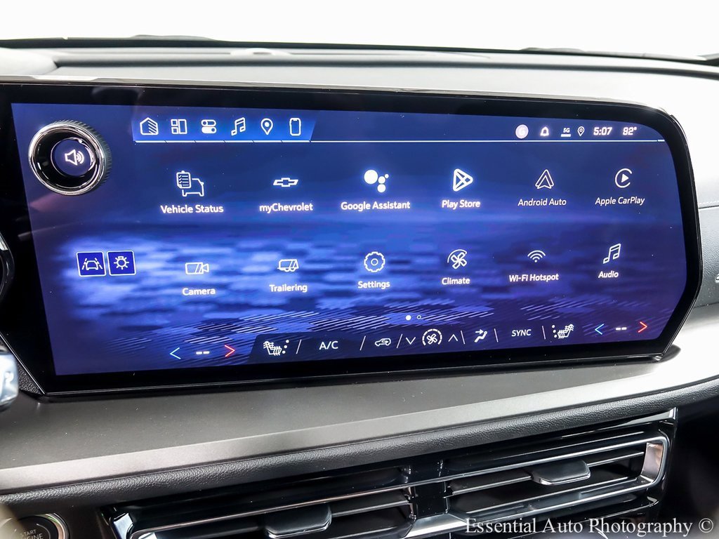 New 2026 Chevrolet Traverse LT w/ LPO, Floor Liner Package image 15