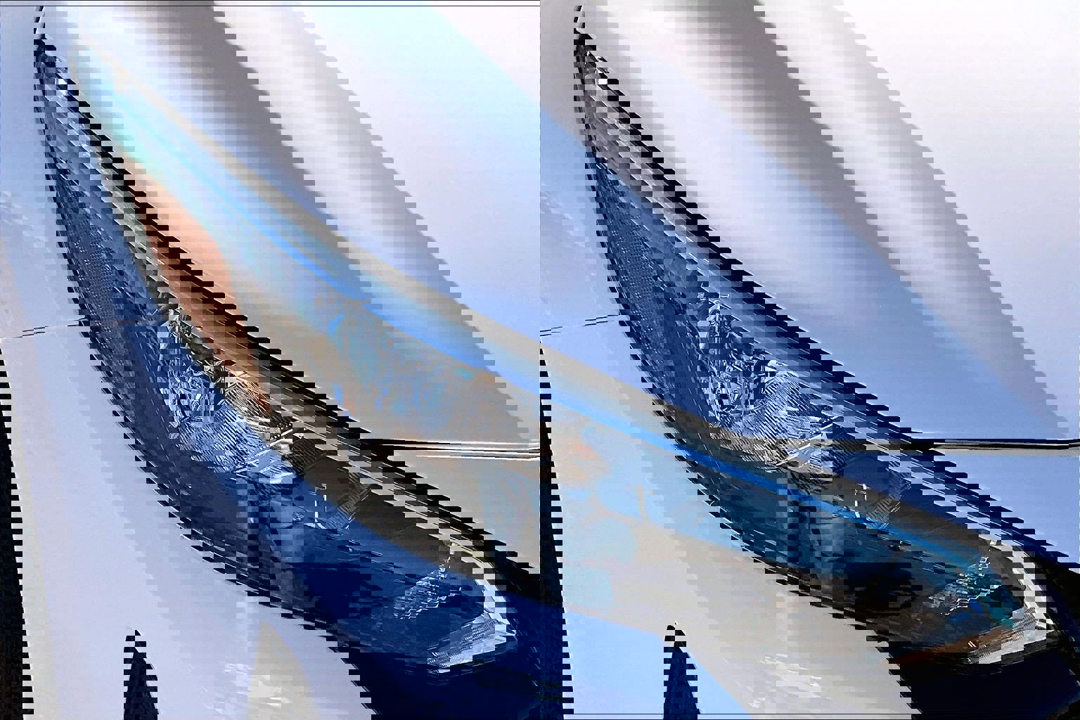 Used 2025 Nissan Sentra S image 32