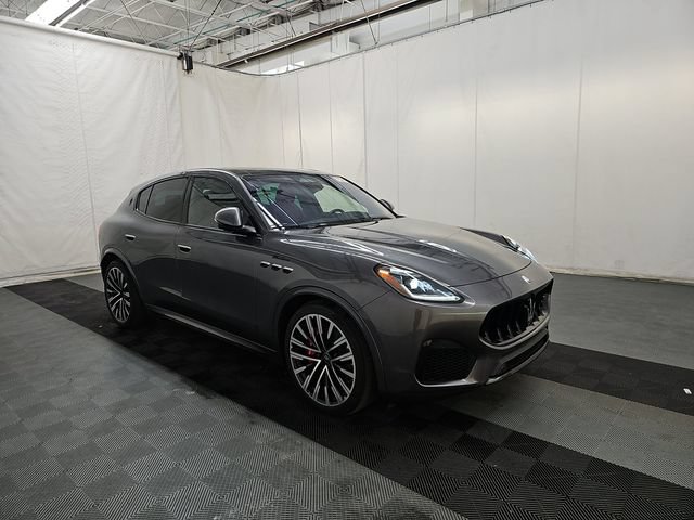 Used 2023 Maserati Grecale Modena AWD/4WD image 3