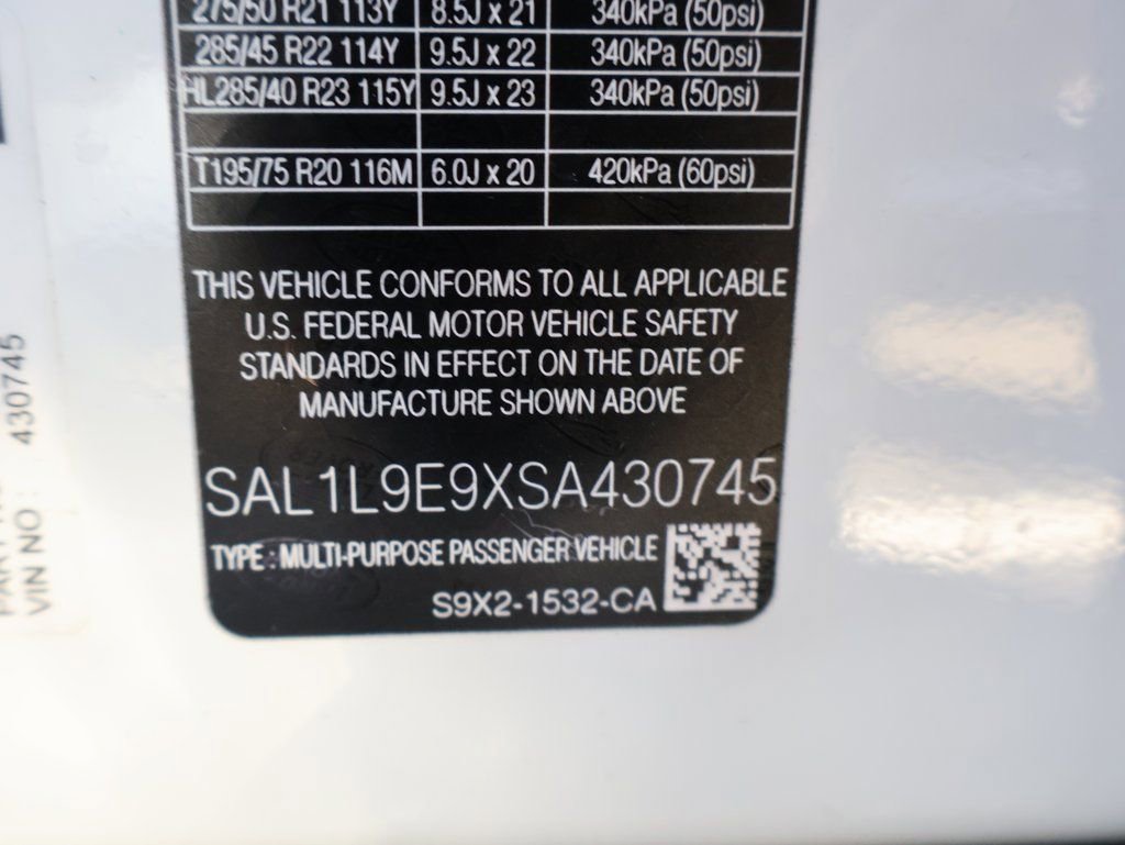 Used 2025 Land Rover Range Rover Sport Dynamic SE image 20