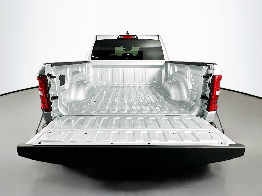 New 2026 RAM 1500 Big Horn AWD/4WD image 15
