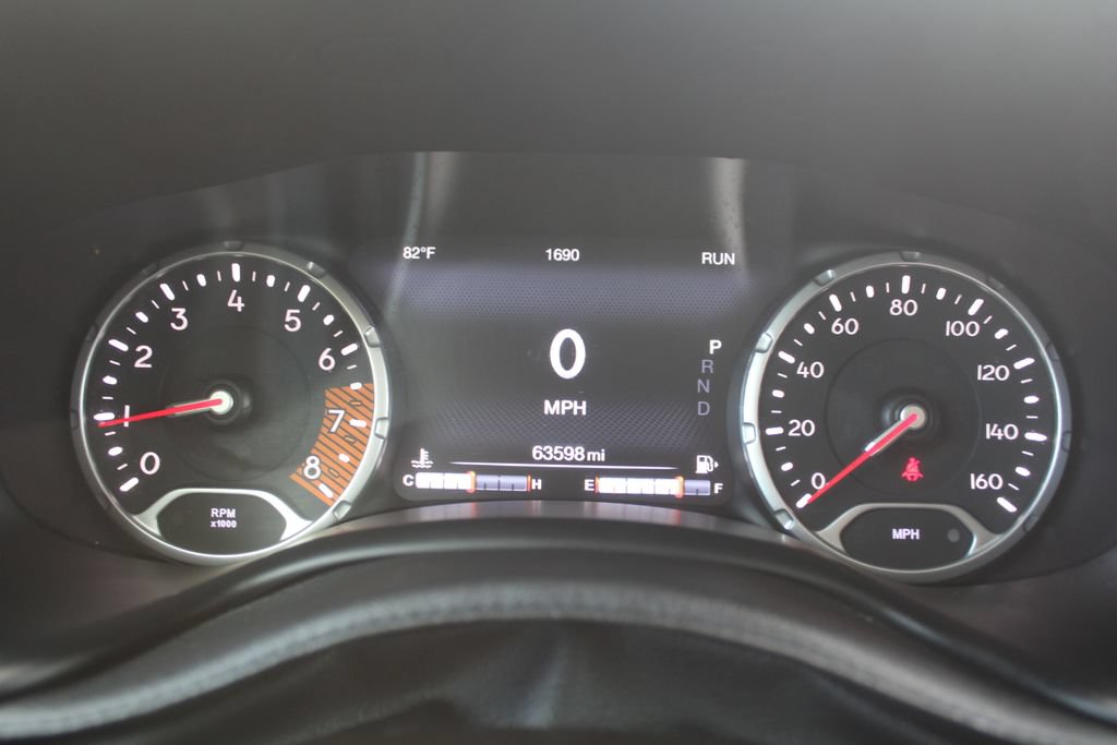 Used 2021 Jeep Renegade Latitude FWD image 28