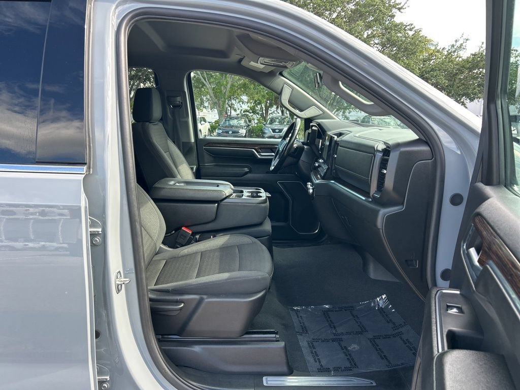 Used 2024 GMC Sierra 1500 SLE RWD image 38