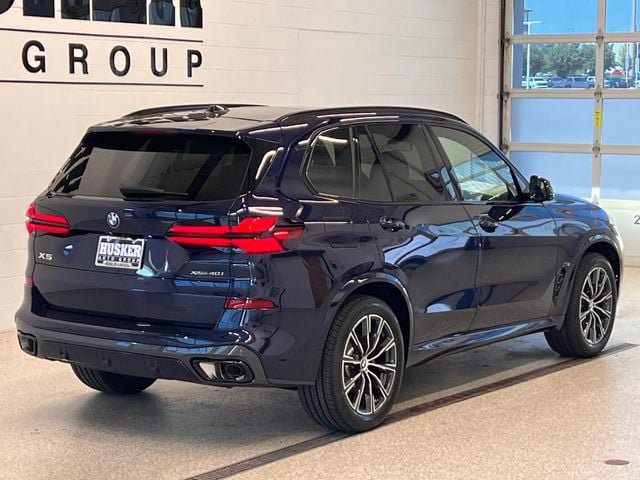 New 2026 BMW X5 xDrive40i w/ M Sport Package AWD/4WD image 7