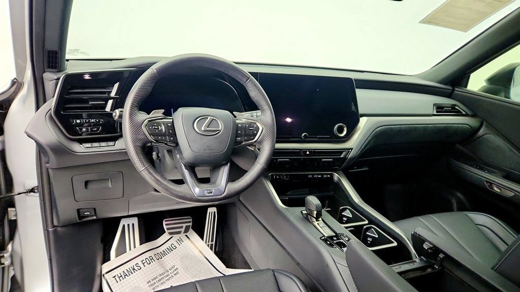 Used 2024 Lexus TX 500h AWD w/ Technology Package image 12