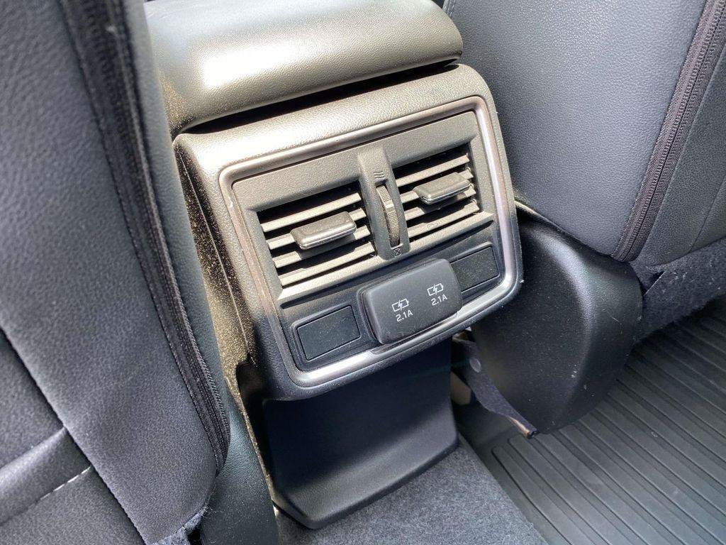 Used 2021 Subaru Forester Premium AWD/4WD image 9