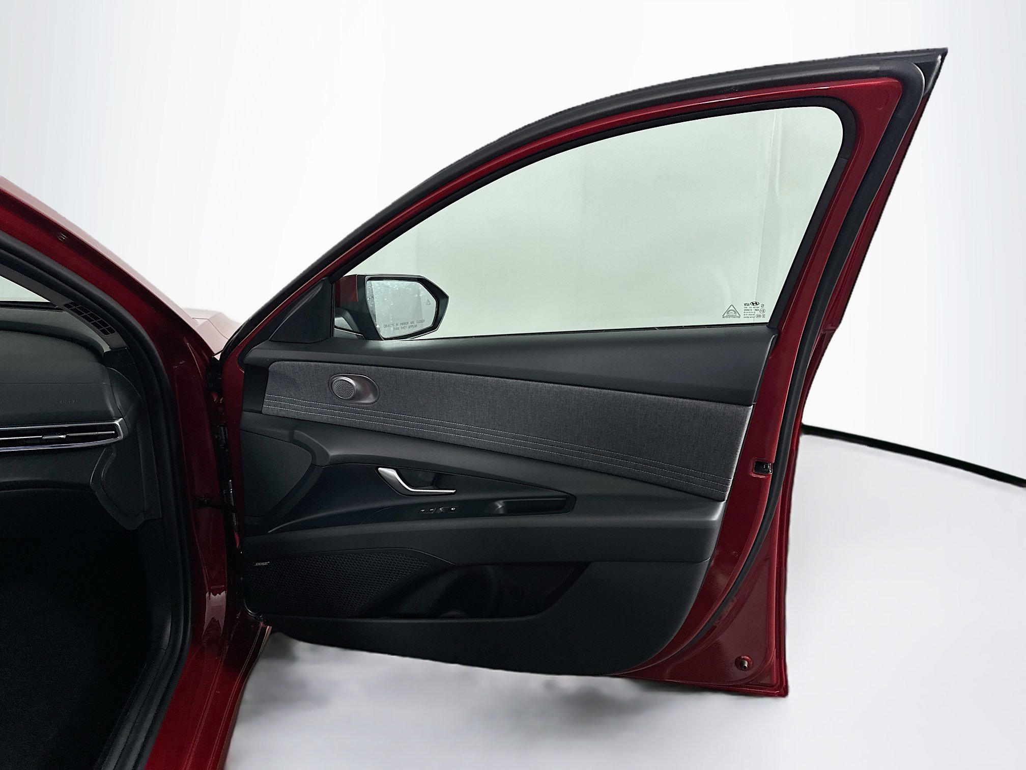 Used 2025 Hyundai Elantra Limited image 33