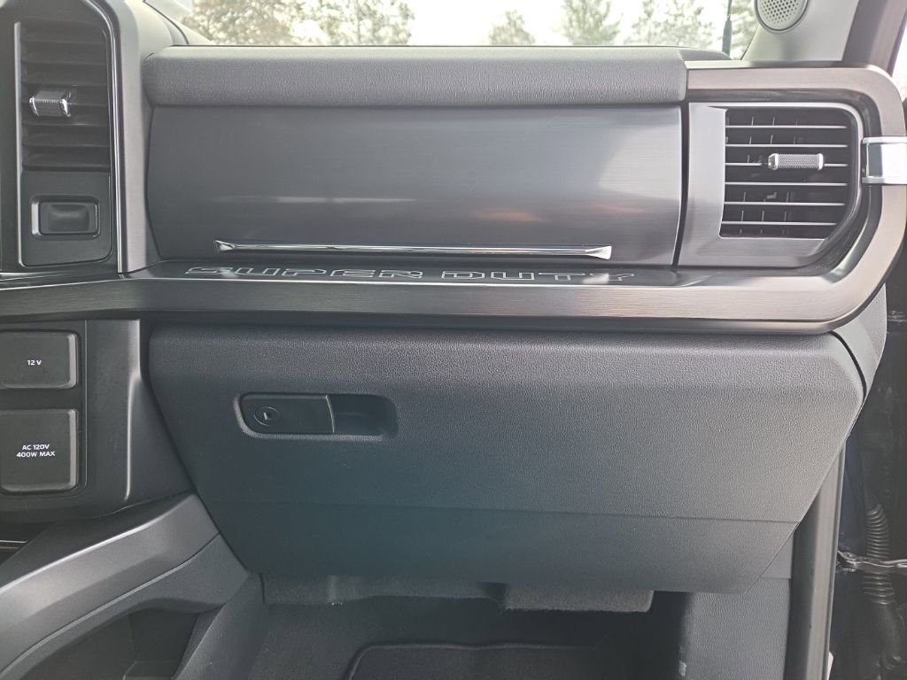 Used 2023 Ford F250 Lariat w/ Lariat Ultimate Package image 37