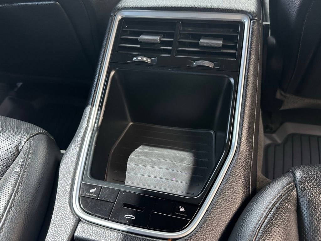 Used 2019 Porsche Panamera image 34