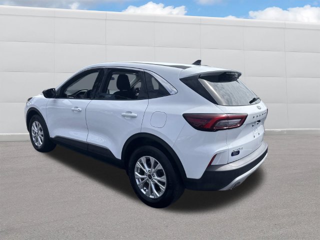 Used 2023 Ford Escape Active AWD/4WD image 3