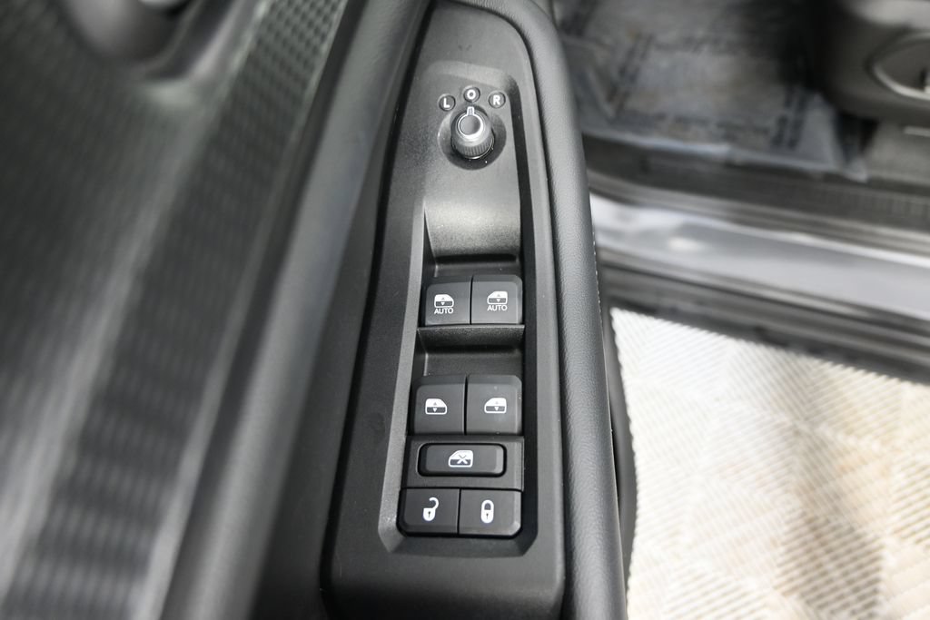 Used 2023 Jeep Grand Cherokee Altitude AWD/4WD image 19