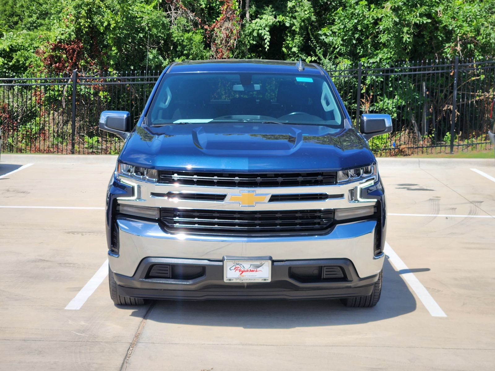 Used 2021 Chevrolet Silverado 1500 LT RWD image 6