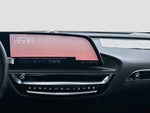 Certified 2024 Cadillac Lyriq Tech w/ Driver Assist Package RWD image 18