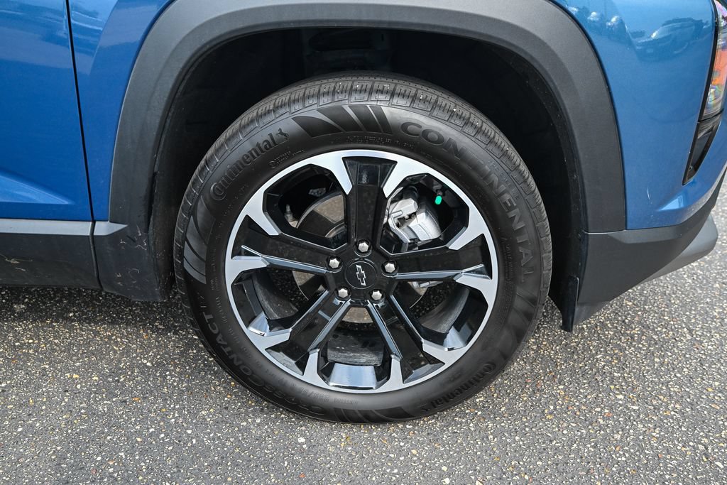 Used 2025 Chevrolet Equinox LT w/ Convenience Package II FWD image 15