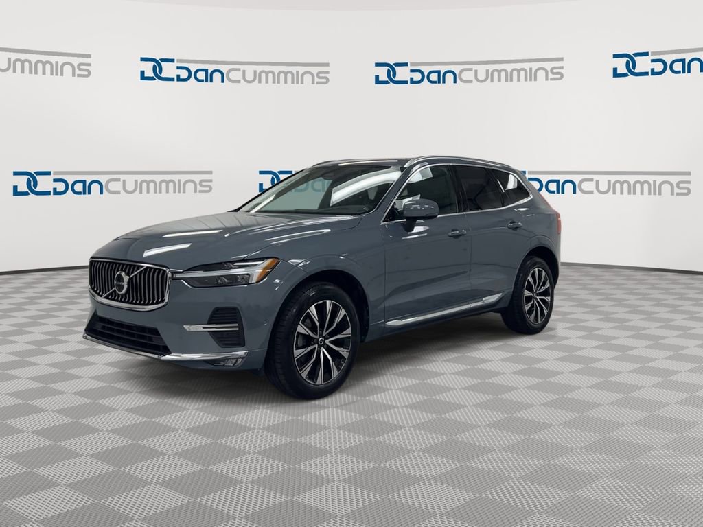 Used 2023 Volvo XC60 B5 Plus FWD image 4