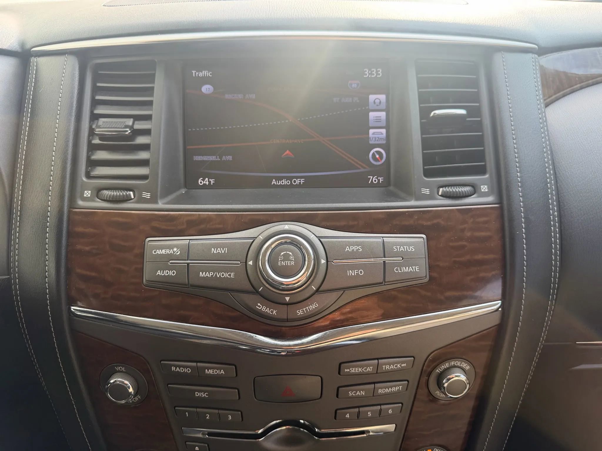 Used 2018 Nissan Armada SL w/ Premium Package image 19