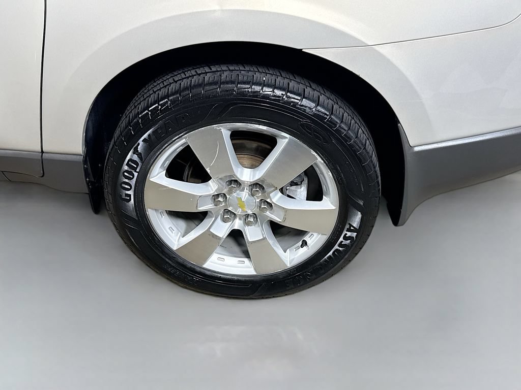 Used 2010 Chevrolet Traverse LTZ FWD image 30
