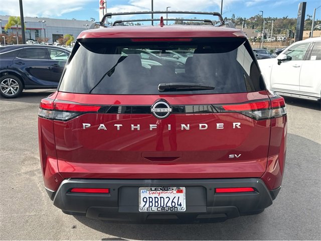 Used 2022 Nissan Pathfinder SV image 5