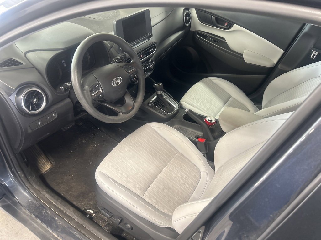 Used 2023 Hyundai Kona SEL w/ Cargo Package image 6