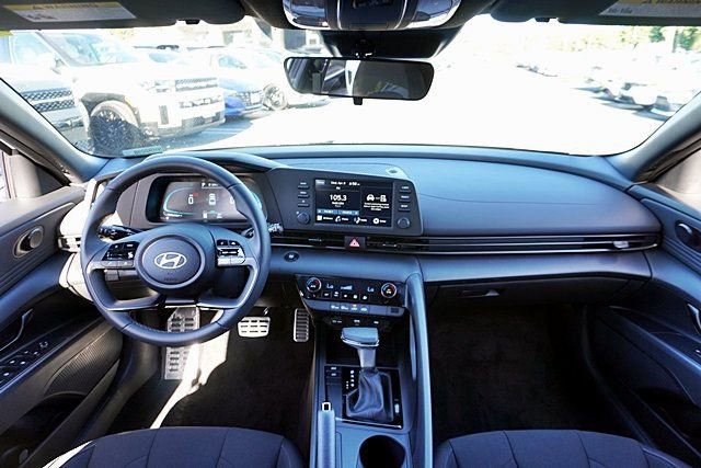 Certified 2026 Hyundai Elantra Sport image 17