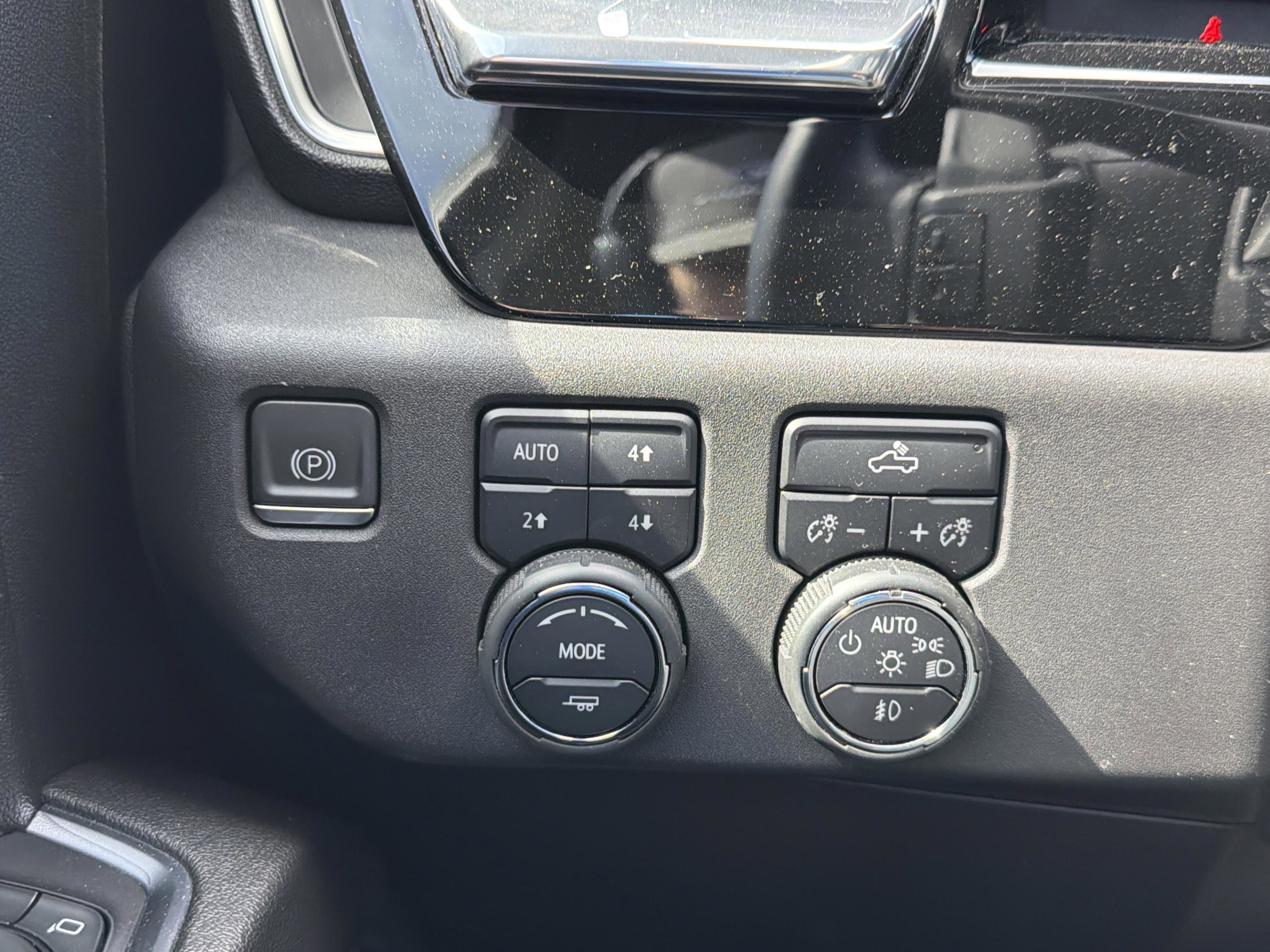 Used 2023 Chevrolet Silverado 1500 LT Trail Boss w/ Protection Package image 14