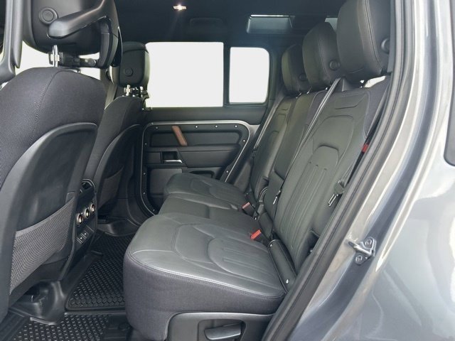 Used 2023 Land Rover Defender 110 X image 12