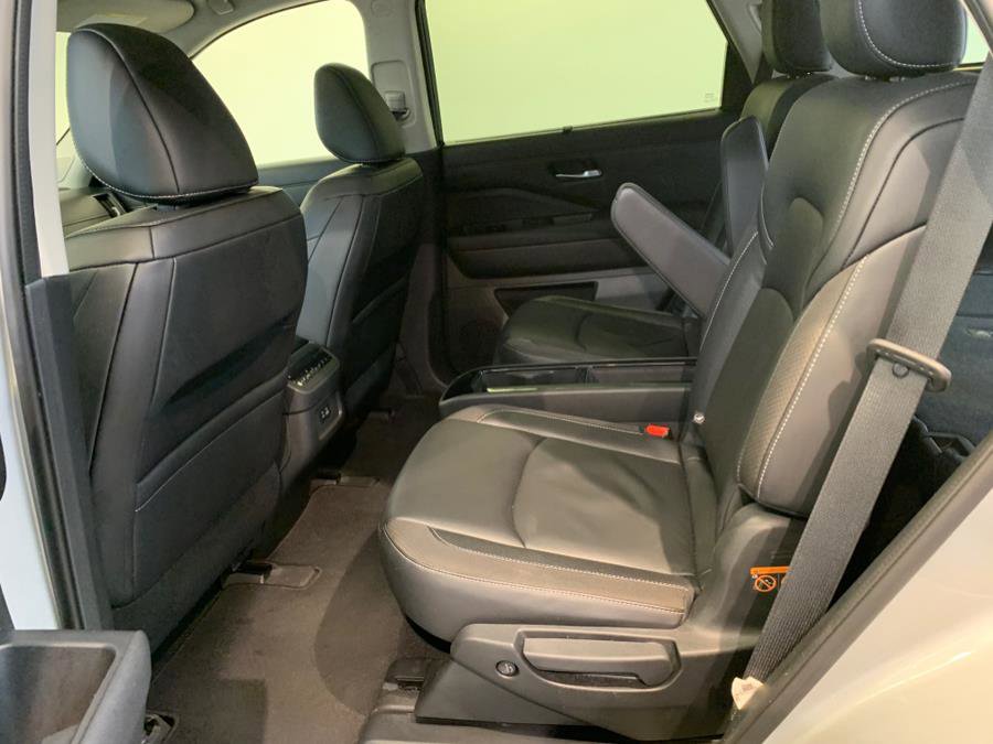 Used 2022 Nissan Pathfinder SL w/ SL Premium Package image 44