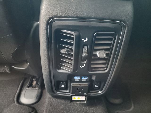 Used 2021 Jeep Grand Cherokee Limited w/ Luxury Group II image 28