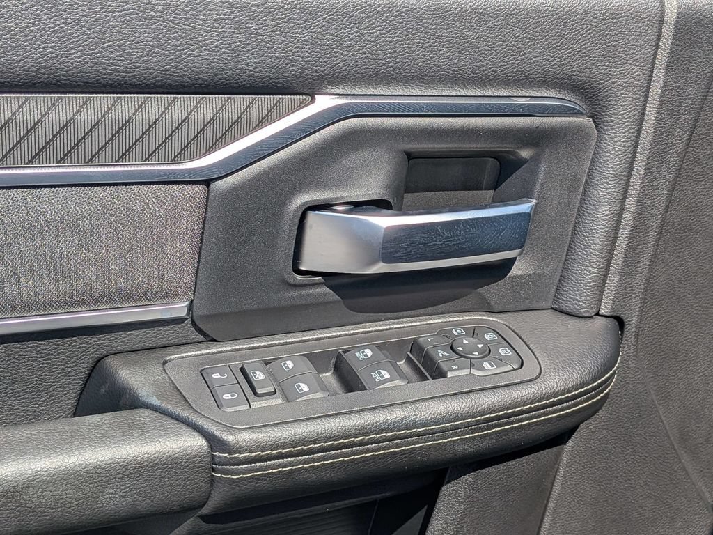 New 2026 RAM 2500 Big Horn AWD/4WD image 11