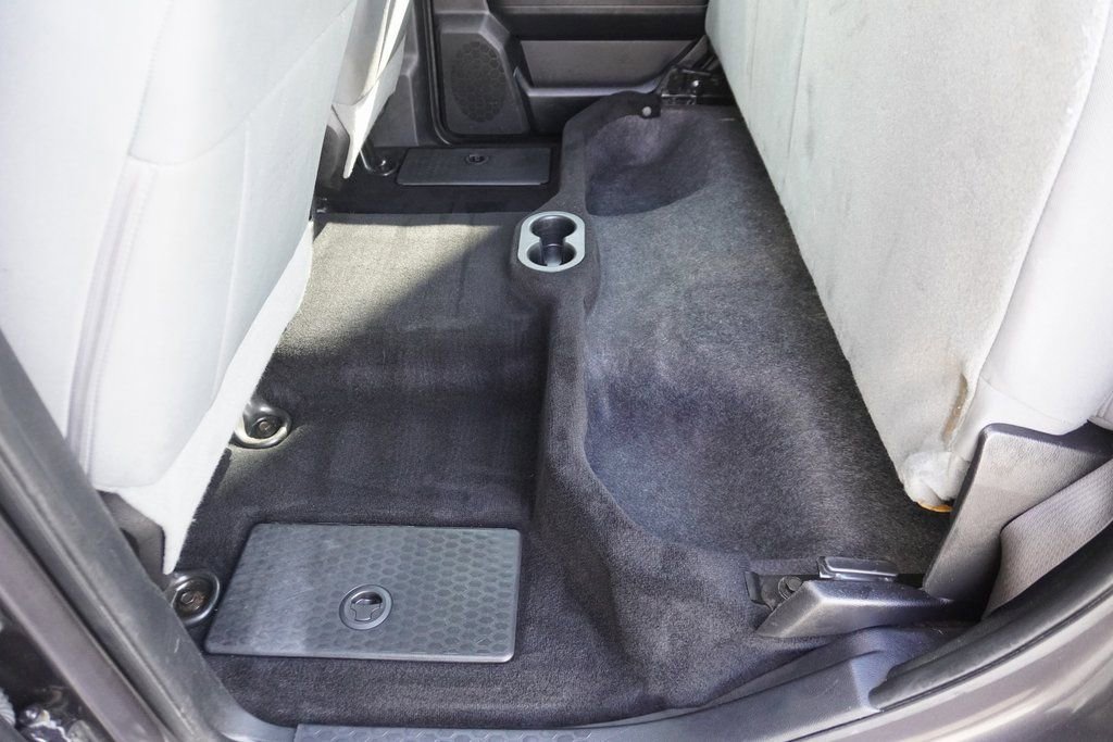 Used 2015 RAM 1500 Express image 27