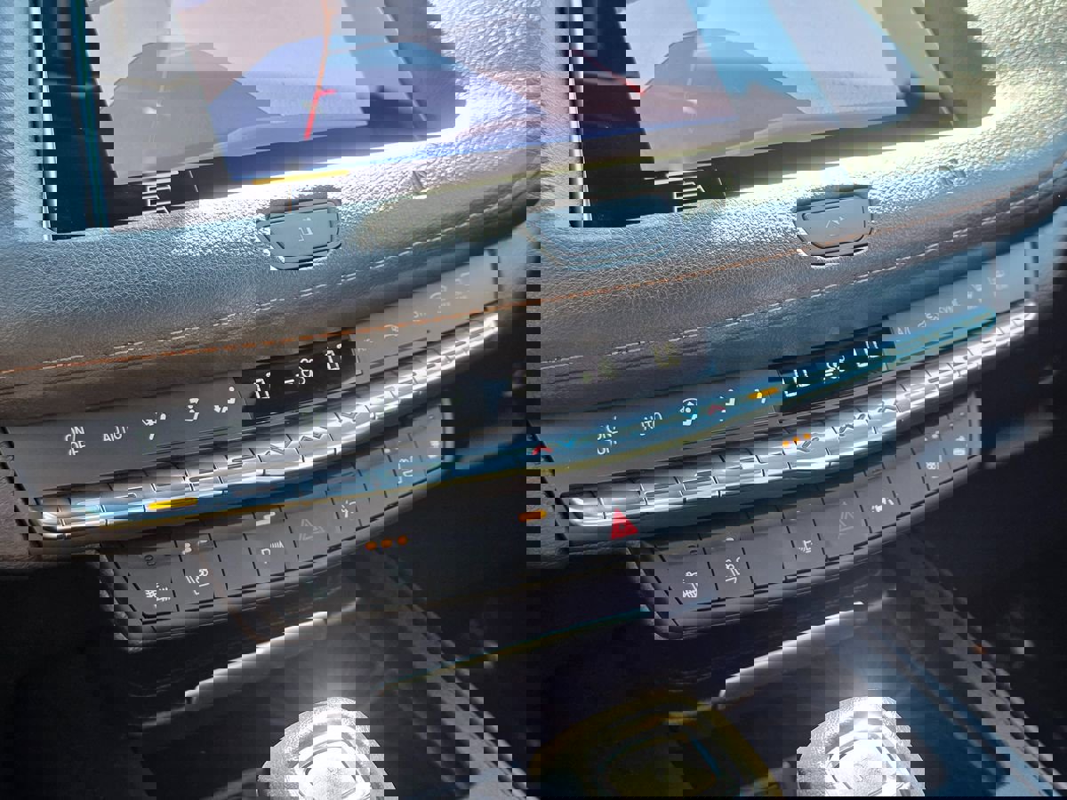 Used 2019 Cadillac XT4 Sport image 33