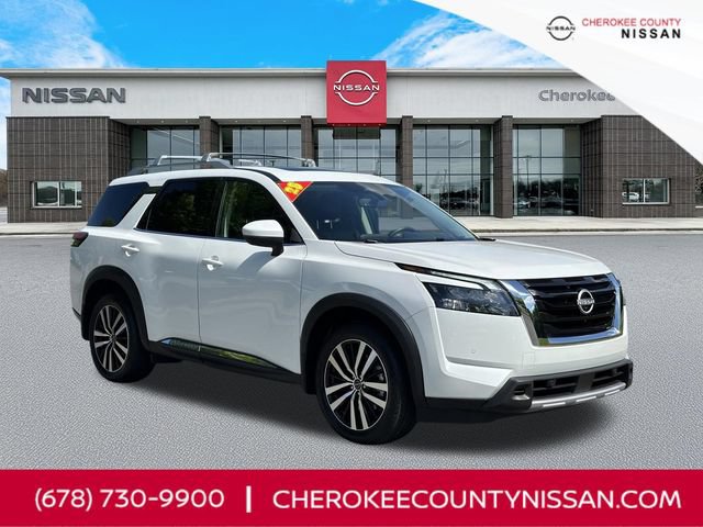 Certified 2025 Nissan Pathfinder Platinum