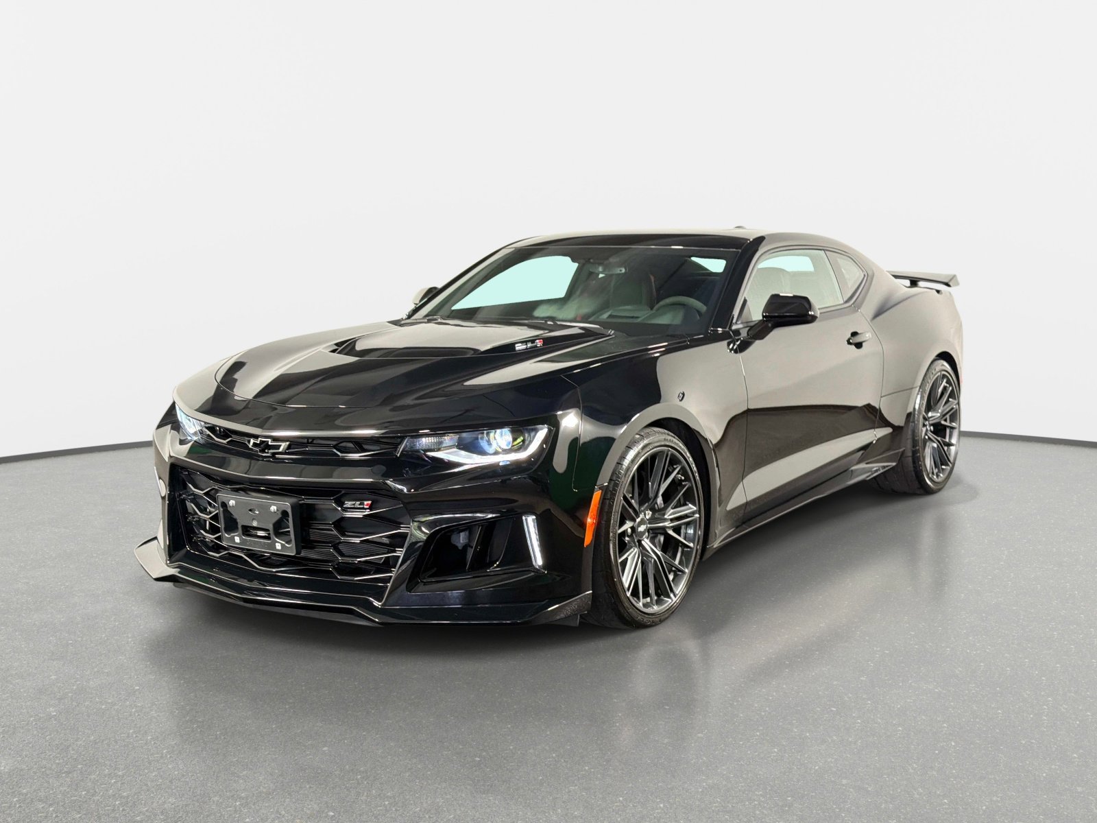 Used 2018 Chevrolet Camaro ZL1 w/ LPO, ZL1 Protection Package RWD image 7